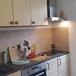 Calme, Lumineux, 4 Personnes, Parking Appartement Mende